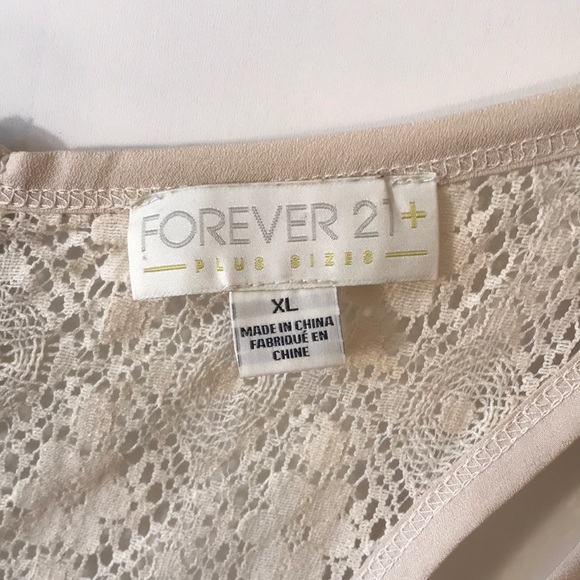 Forever 21 Lace Top Size XL - Picture 2 of 5